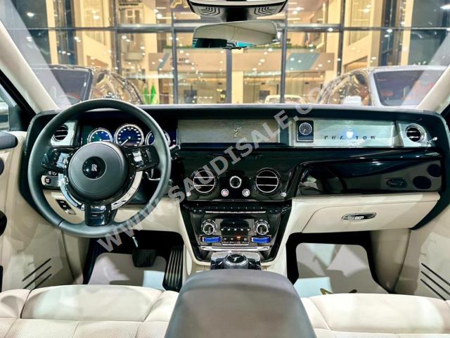 2021 رولز رويس فانتوم