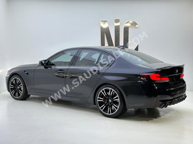 2018 بي ام دبليو الفئة ام إم 5 كومبيتيشن