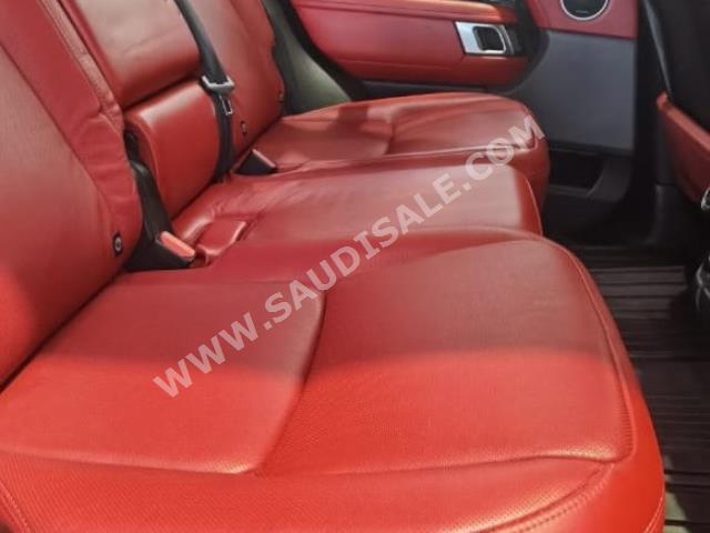 2021 لاند روفر رينج روفر فوج اس اي