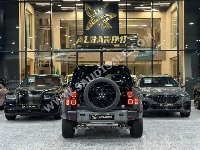 2023 لاند روفر ديفيندر