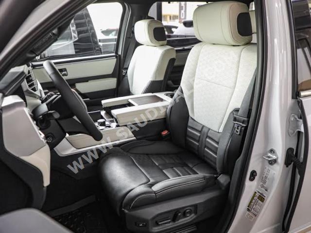 2023 تويوتا تندرا كرو ماكس ليمتيد