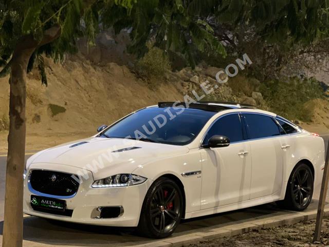 2015 Jaguar XJR