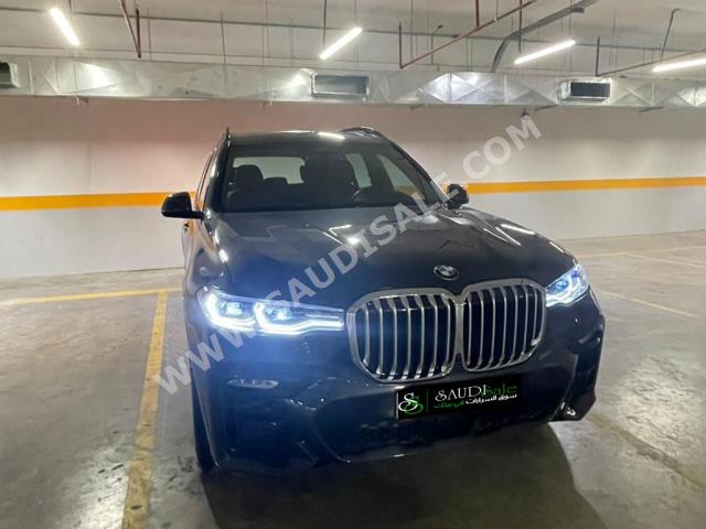 2022 بي ام دبليو الفئة اكس 7