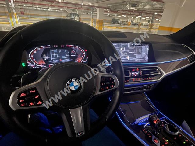 2022 بي ام دبليو الفئة اكس 7