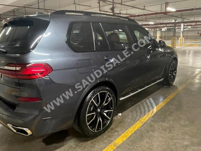 2022 بي ام دبليو الفئة اكس 7