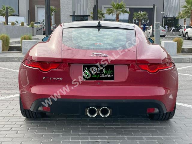 2016 جاكوار اف-تايب