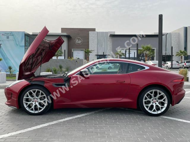 2016 جاكوار اف-تايب