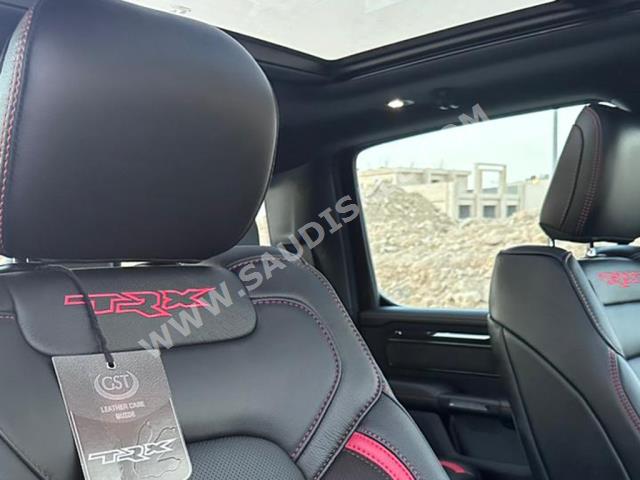 2022 دودج رام تي ار اكس