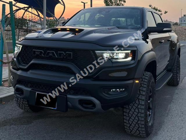 2022 دودج رام تي ار اكس