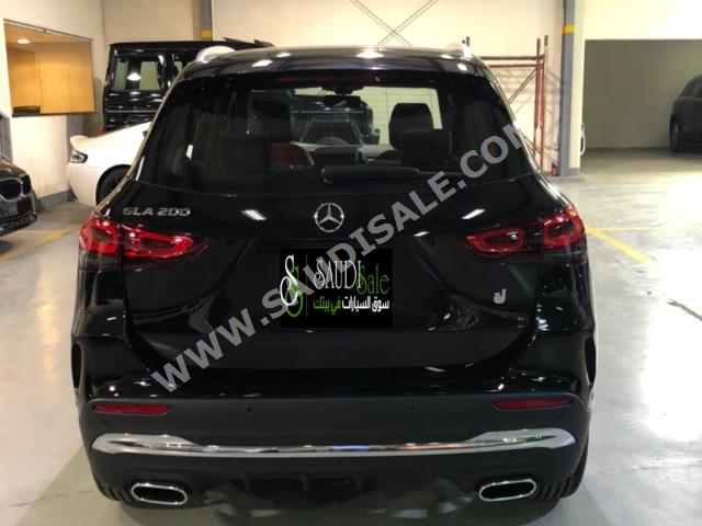 2023 مرسيدس - بنز جي إل أي 200