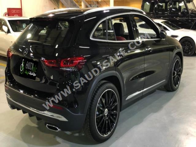 2023 مرسيدس - بنز جي إل أي 200