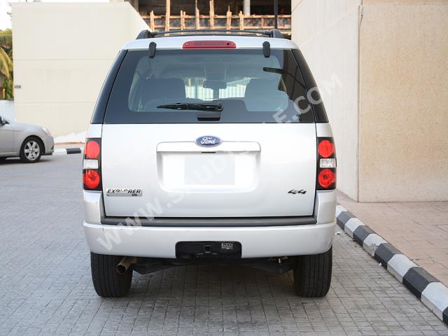 2010 Ford Explorer
