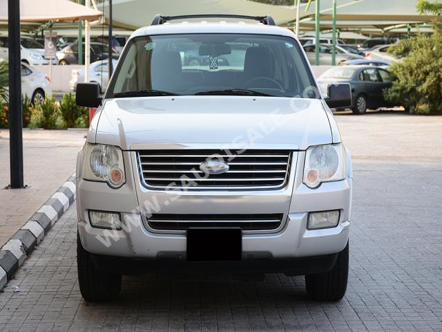 2010 Ford Explorer
