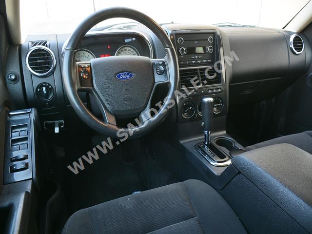 2010 Ford Explorer