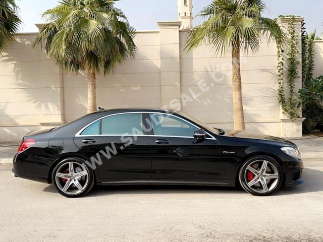 2015 مرسيدس - بنز إس 63 أي إم جي