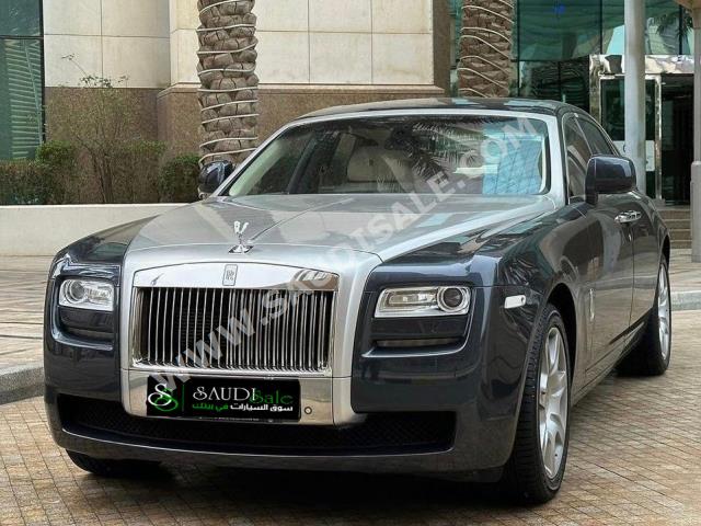 2011 رولز رويس قوست
