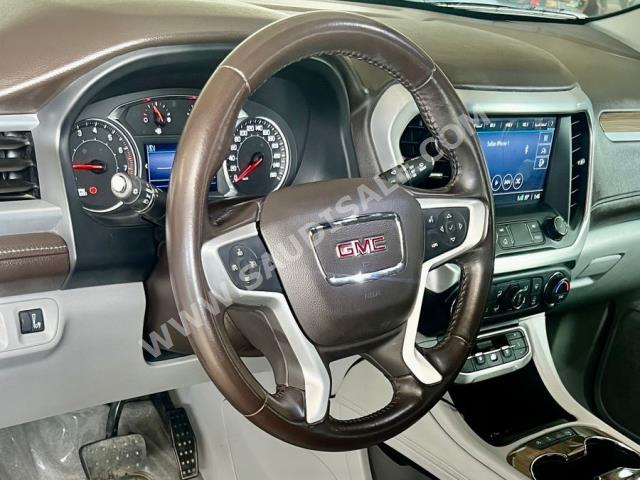 2020 GMC Acadia