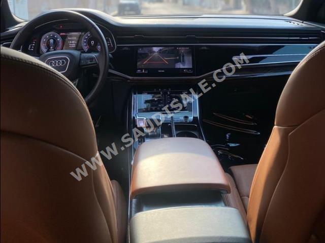 2022 اودي كيو 8 اس لاين