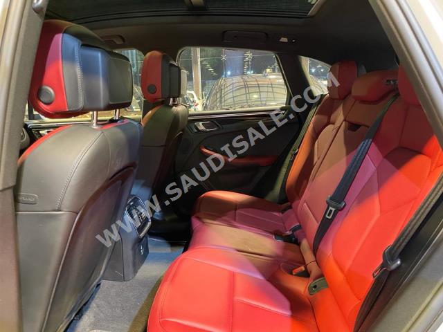 2021 بورش ماكان