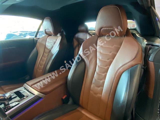 2019 بي ام دبليو الفئة الثامنة إم 850 أي