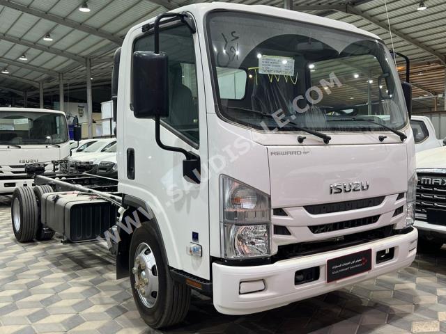 2023 Isuzu Dyna