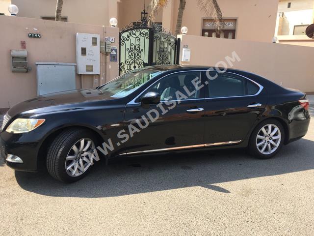 2007 Lexus LS 460