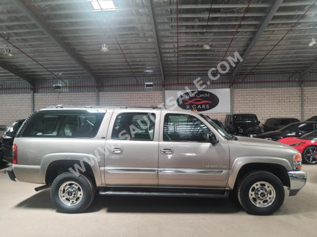 2002 جي ام سي سوبربان