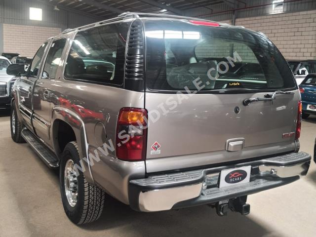 2002 جي ام سي سوبربان