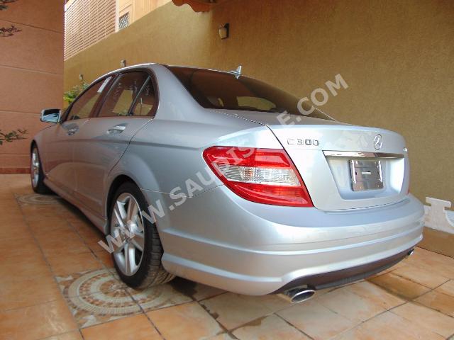 2010 Mercedes-Benz C 300