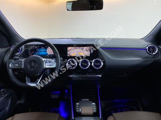 2022 مرسيدس - بنز جي إل أي 200