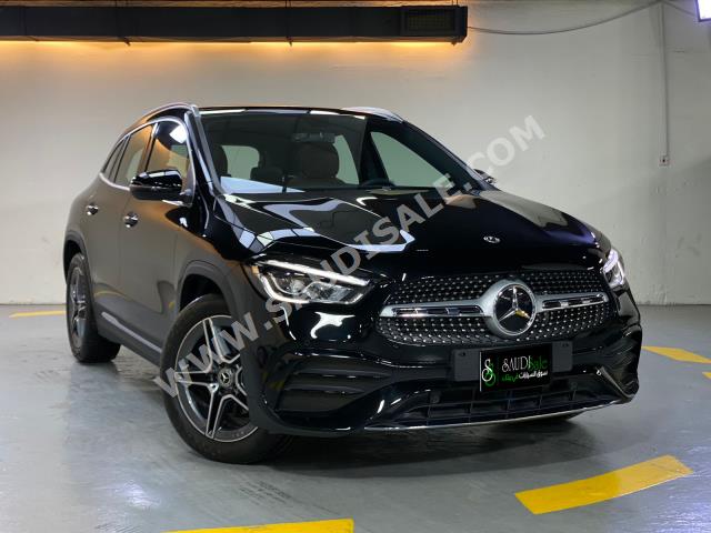 2022 مرسيدس - بنز جي إل أي 200