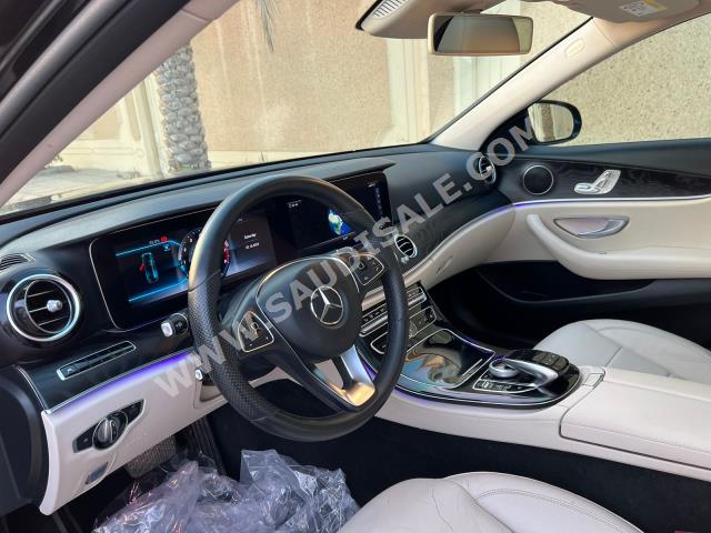2018 مرسيدس - بنز إي 300