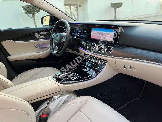 2018 مرسيدس - بنز إي 300