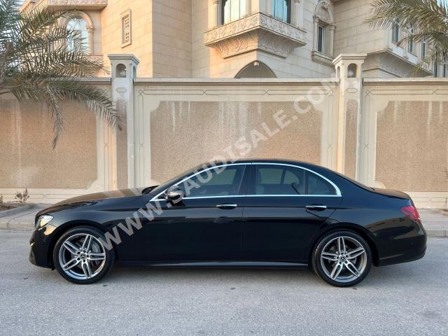 2018 مرسيدس - بنز إي 300