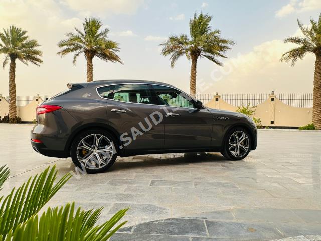 2020 مازيراتي ليفانتي