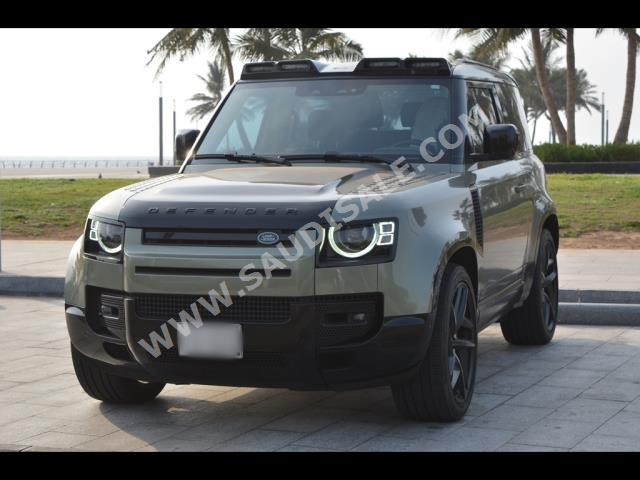 2021 لاند روفر ديفيندر اتش اس اي