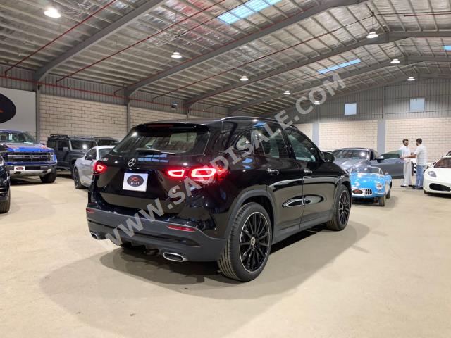 2023 مرسيدس - بنز جي إل أي 200