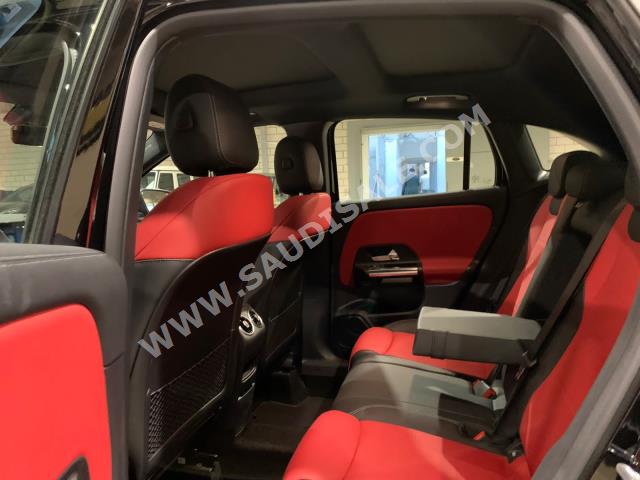 2023 مرسيدس - بنز جي إل أي 200