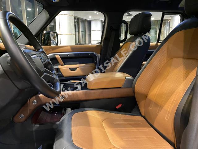 2023 لاند روفر ديفيندر اكس