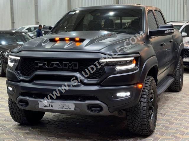 2022 دودج رام تي ار اكس