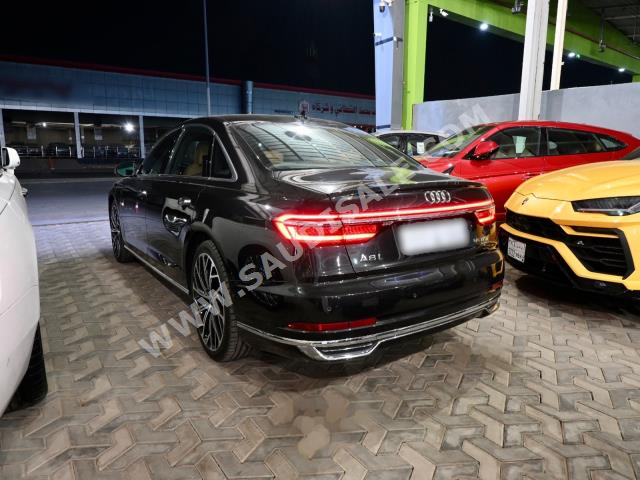 2021 اودي اي 8 ال