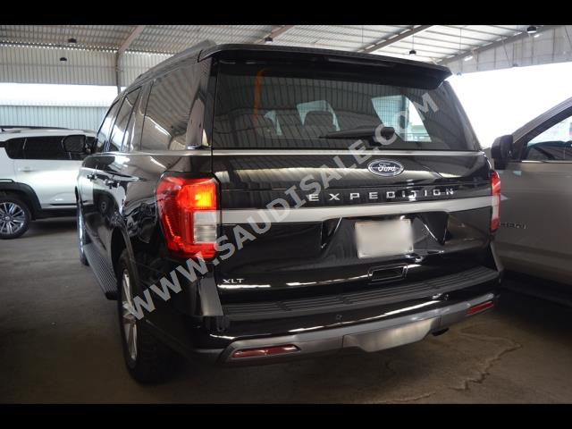 2022 فورد اكسبيديشن اكس ال تي