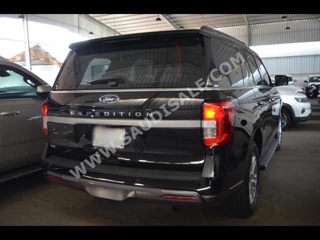2022 فورد اكسبيديشن اكس ال تي