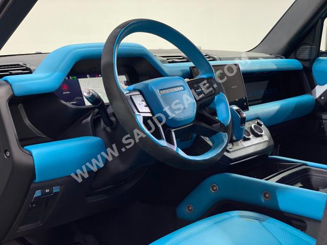 2022 Land Rover Defender