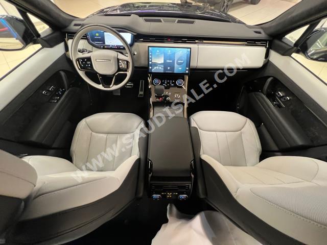 2023 لاند روفر رينج روفر سبورت فيرست اديشن