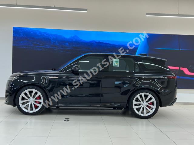 2023 لاند روفر رينج روفر سبورت فيرست اديشن