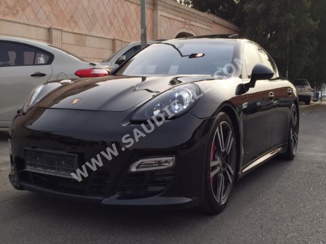 2013 Porsche Panamera GTS
