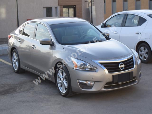 2013 نيسان التيما