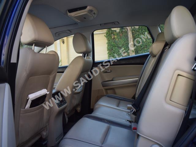 2010 مازدا سي اكس 9