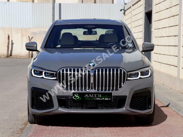 2022 بي ام دبليو الفئة السابعة 730 إل أي